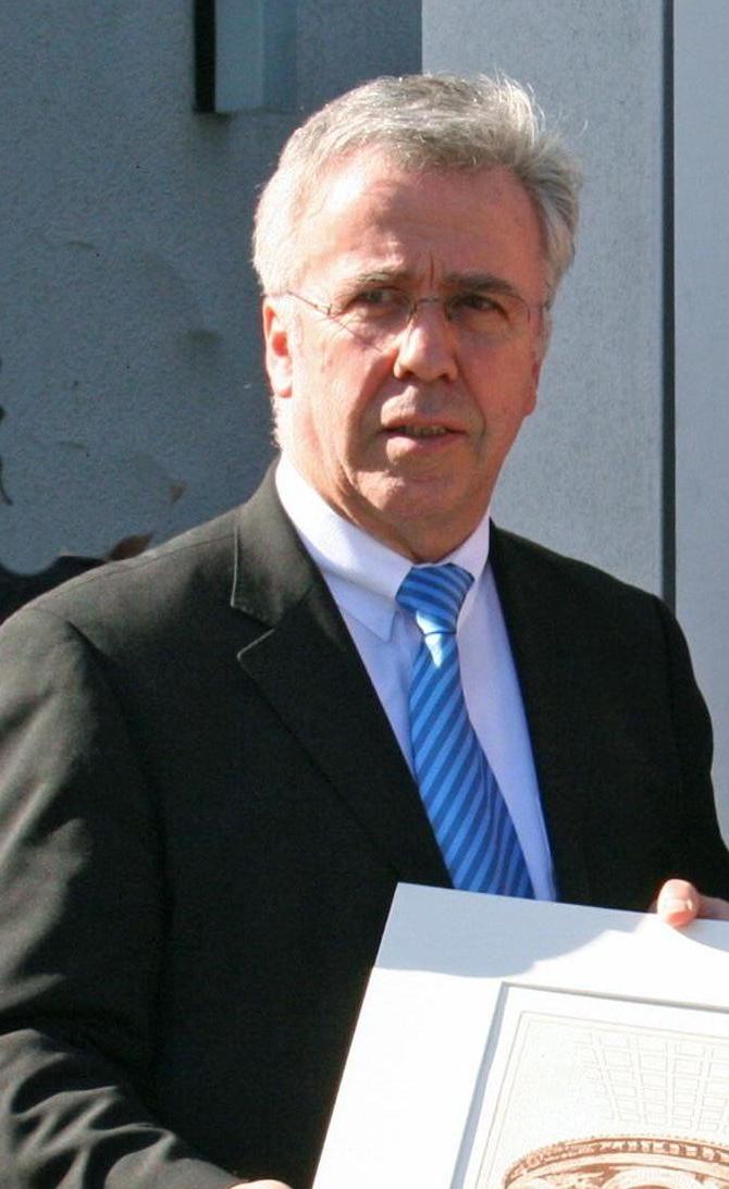 Helmut Schröer